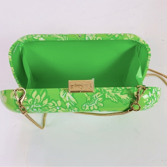 Lily Pulitzer Hard She’ll Limeade It’s A Spring Thing Clutch 7” x 4” x 2” - Picture 8 of 8